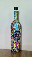 Handbemalte Flasche. Buntes