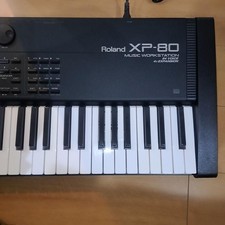 Roland XP-80 Synthesizer