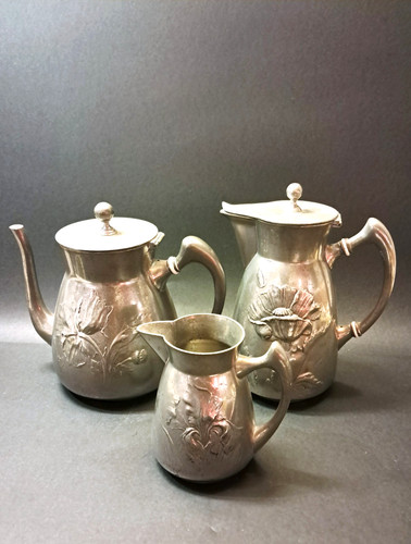 Jugendstil drei kannen von - -,