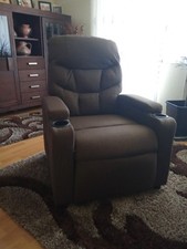 Gebr. Neuw. Eletr. Relaxs. braun  Neupr. 250€ Rechn. 13.03.25 für 100€ Abzug.