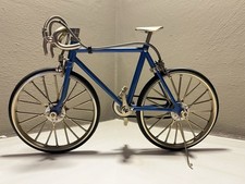 Rennrad Modellrad Blau Silber – Miniatur Fahrrad Sammler Deko Metall