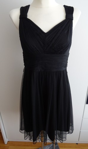Schwarzes kleid mit tüll von - mit,