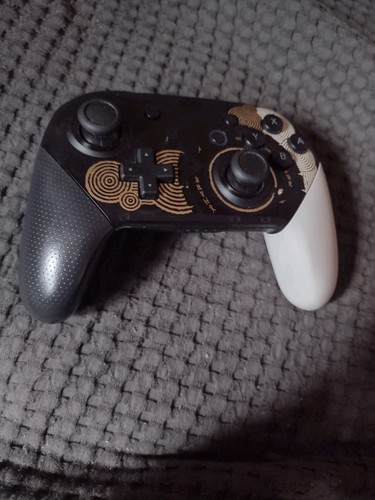 Nintendo switch pro controller - switch,