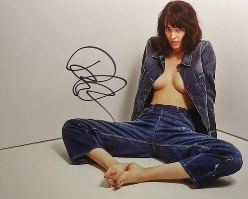 Dakota johnson autogramm - dakota,