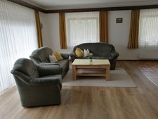 Couchgarnitur 3 2 1  Microfaser  eleganza olivgrün gebraucht  in Bad Marienberg