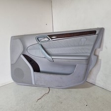Mercedes-Benz W203 C-Klasse Türverkleidung vorne rechts beige A2037204462 leder