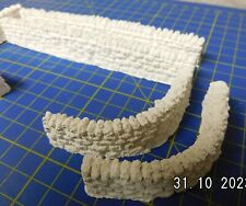 1:72 Diorama: 4 Mauerteile, (2) verschiedene unbemalte Bruchstein/Feldsteinmauer