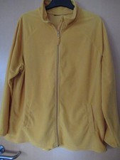 Janina * Fleece Jacke * Gr. 46/48 * okker gelb * mit Reisverschluss * Maßangaben