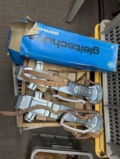 DDR Gleitschuhe Germina