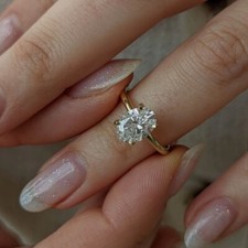 Ovalschliff Diamant Ehering