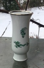 Seltene Vase grüner Hofdrache