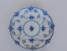 ROYAL COPENHAGEN MUSSELMALET VOLLSPITZE UNTERTASSE FÜR SUPPEN TASSEN  1. WAHL