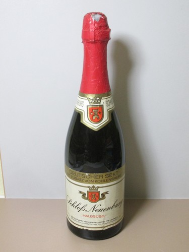 Volle ddr sekt flasche - volle,
