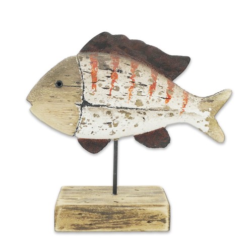 Holz fisch auf podest - holz,