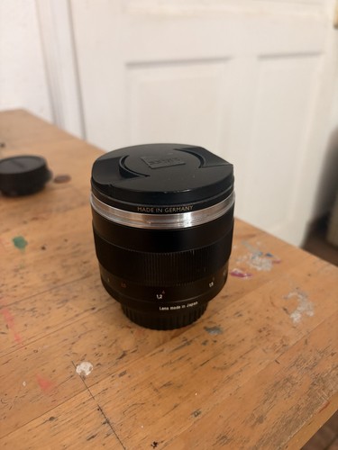Carl zeiss planar mm - carl,