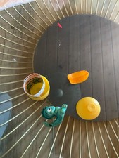 Original Ei mit Dino mit Palmwedel und Bpz  Original