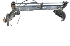 VW Passat 3B 3BG Achse Hinterachse hinten