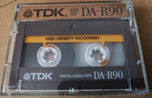Tdk r90 dat - da-r90, tape