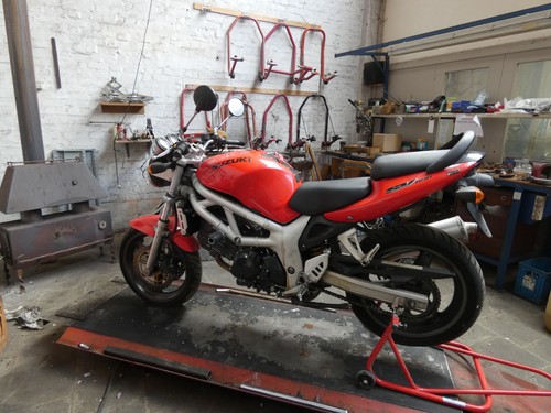Suzuki 650 av 1998 - s,