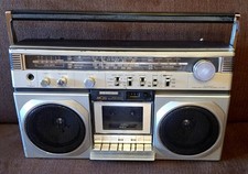 TOSHIBA RT-7760S STEREO RADIO