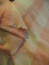 VINTAGE DECKE PLAID MOHAIR -