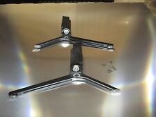 ORIGINAL Medion Life X15092 (MD 31500)  STANDFÜßE LINKS UND RECHTS  + SCHRAUBEN