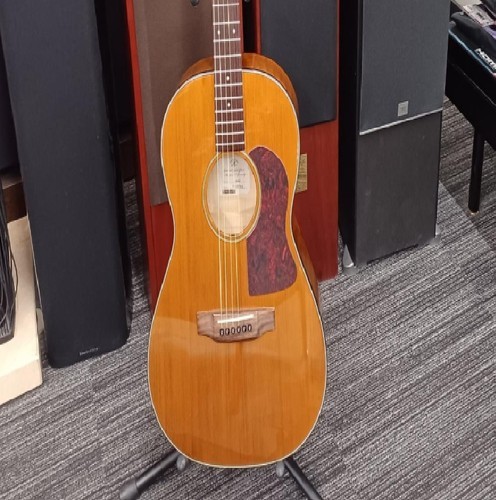 Yairi 3fns akustikgitarre - k., g-3fns
