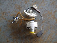 Kraftstoffpumpe Audi A4 B5 A6 4B 2.5TDI V6 VW Passat 3BG Dieselpumpe 4B0906087BD