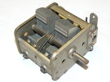 Doppel Drehkondensator   520