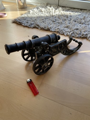 Kanone guss gefertigt - guss,