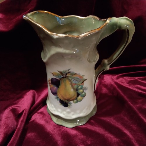 Grosser grüner staffordshire - grosser,
