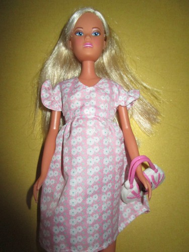 B1888 blonde schwangere - b1888), doll