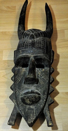 Große alte afrikanische - , maske