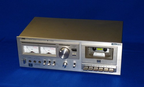 Jvc tapedeck - ,
