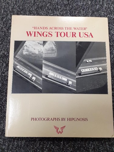 Wings tour usa - hands, across