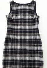 Comma Etui  Kleid Stiefelkleid Ärmellos In Gr 40 Super Zustand 