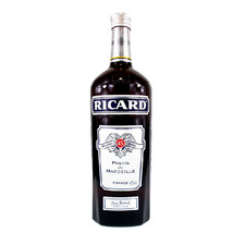 Ricard Pastis aus Marseille