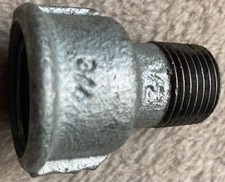 Reduziermuffe aus Temperguss verzinkt Schraubfitting 1"