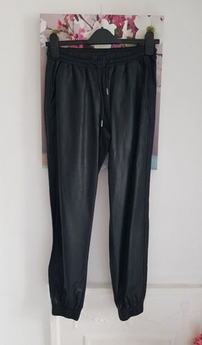 Schwarze kunstlederhose von - kunstlederhose,