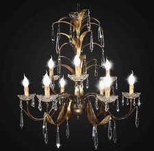 Klassischer Kronleuchter Aus