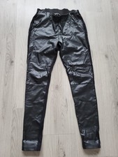 Damen Hose mit Lederimitat vorne  Gr. XS DIDI schwarz