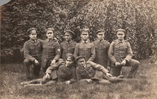 AK Gruppenfoto, Soldaten ?, Polizei ?, Armelabzeichen   (Nr. 2134)