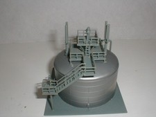 Modelleisenbahn HO, Tanklager von Vollmer Nr. 5528, Abmaß 12 x 12 x 11,5 (HAN2