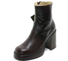 370 Stiefelette Plateau Tower