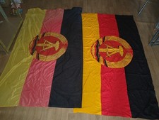 DDR Fahnen Flagge Deutsche Republik Aufhängung Hammer Sichel Stoff Zirkel Emblem