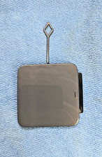 BMW 1er F40 Abschleppöse Abdeckung vorne Grau met kein M-Paket Teile Nr 8739125