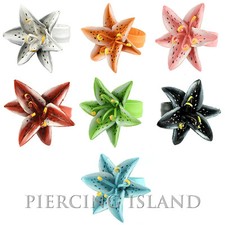 Edler Ring Lilie aus Leder