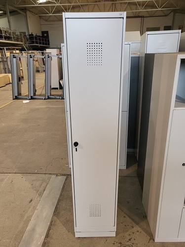 Belüfteter metallspind - c+p,