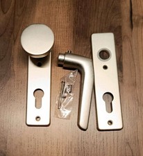 Wohnungseingangstür 72/8/F2