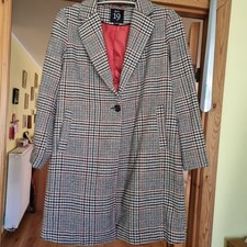 Dept. 19 MANTEL KAROMUSTER